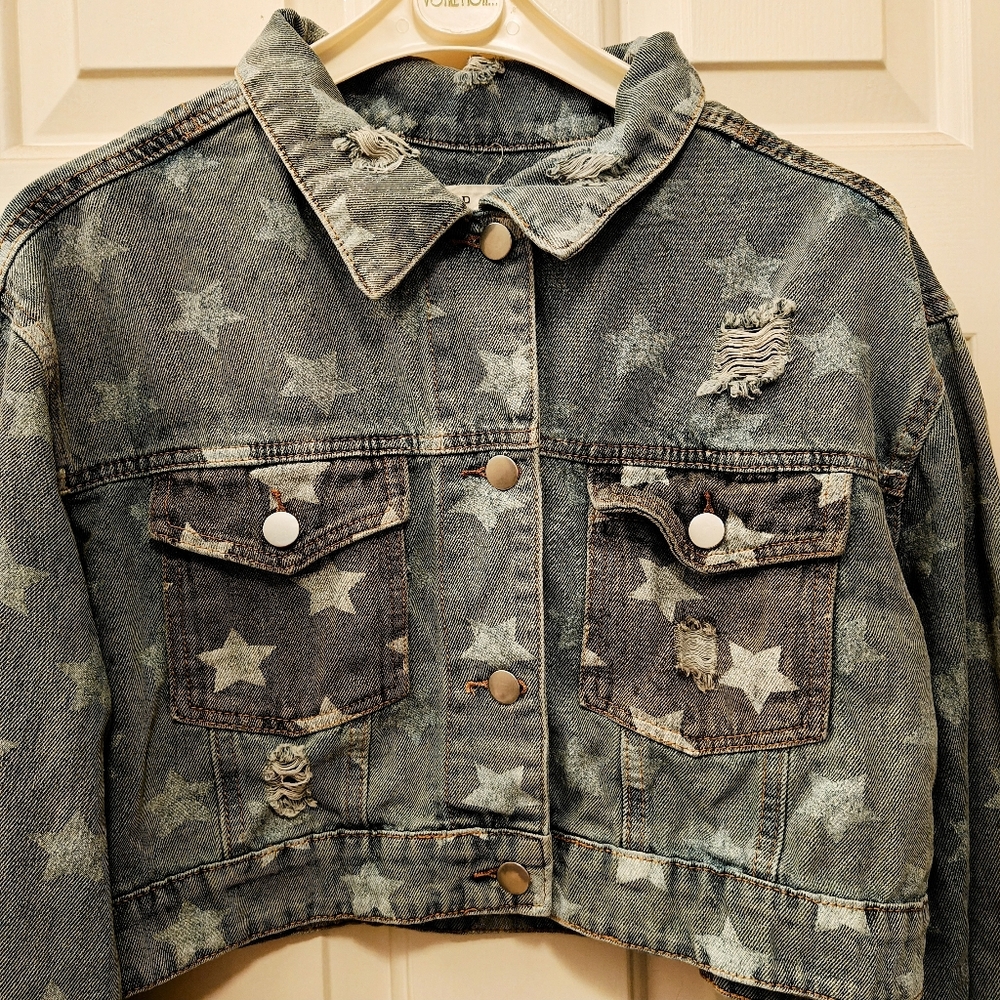 POL Stars Denim Button Distressed Crop Denim Jacket. - Picture 3 of 13